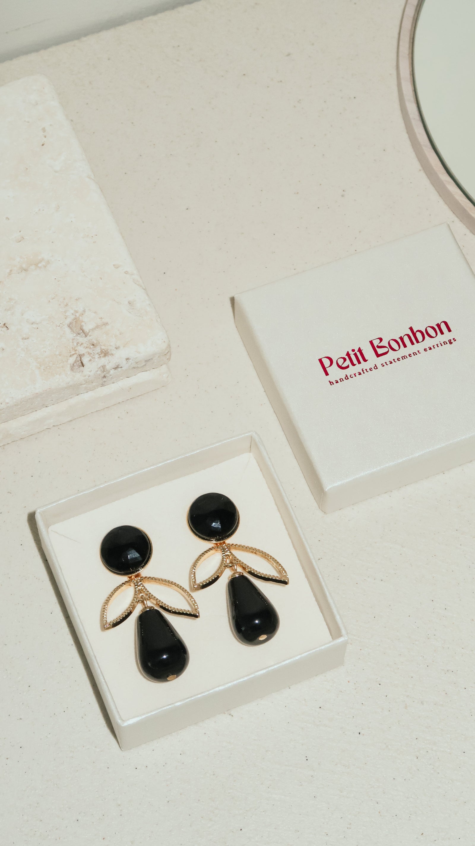 Petit Bonbon geschenkdoosje met nikkelvrije oorbellen als bedankje voor de juf