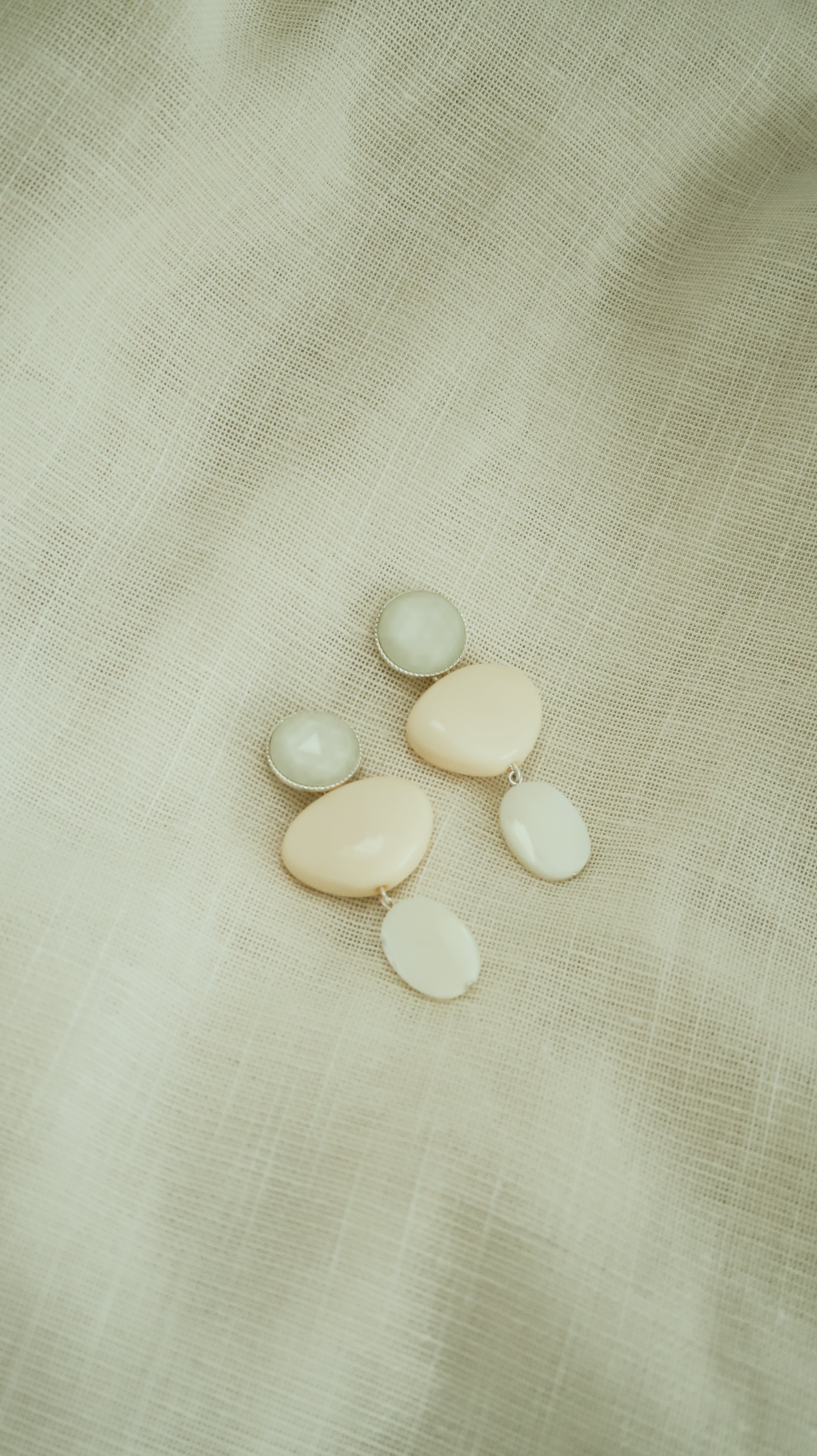 Neutral 04