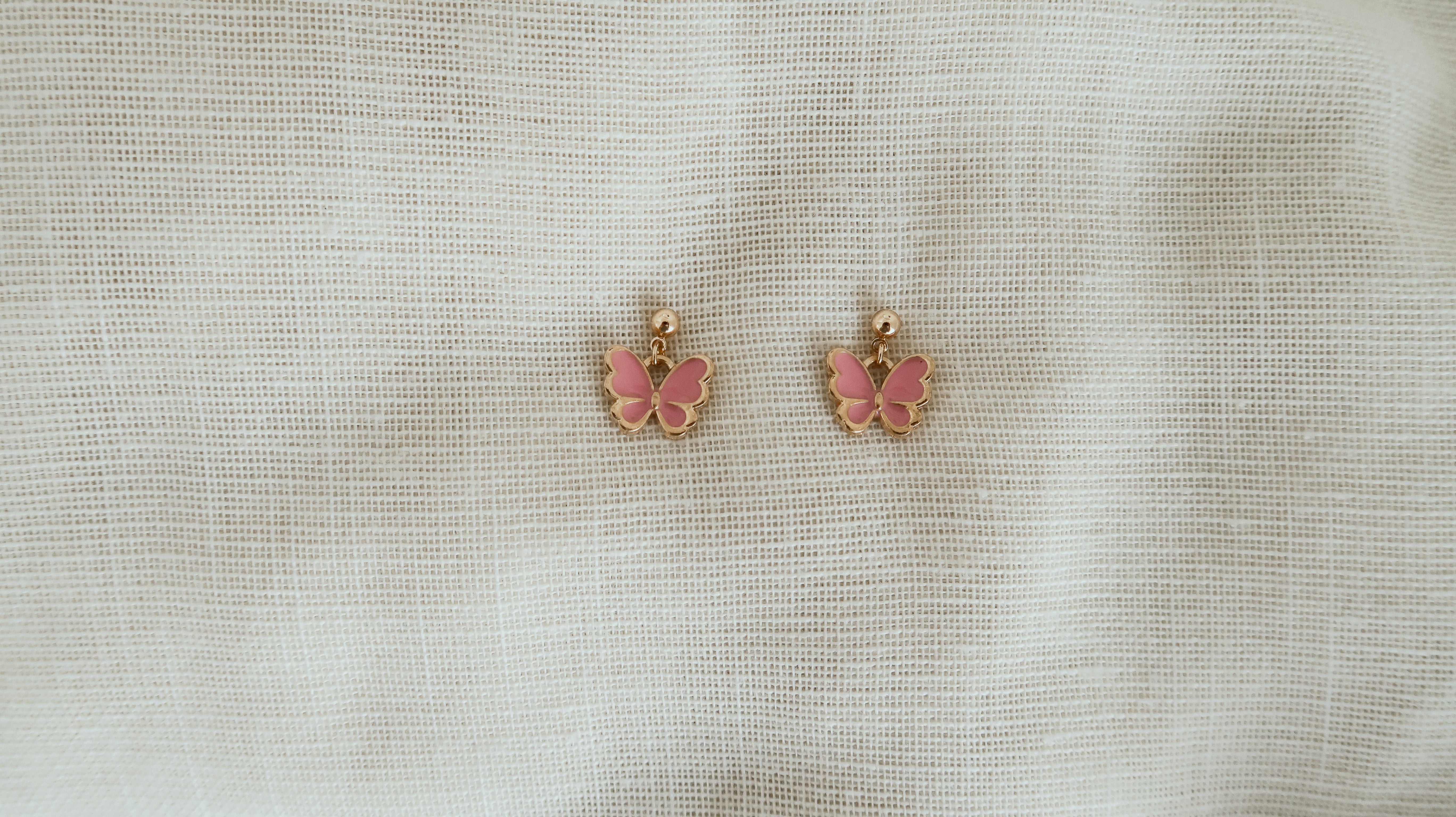 Butterfly dusty rose