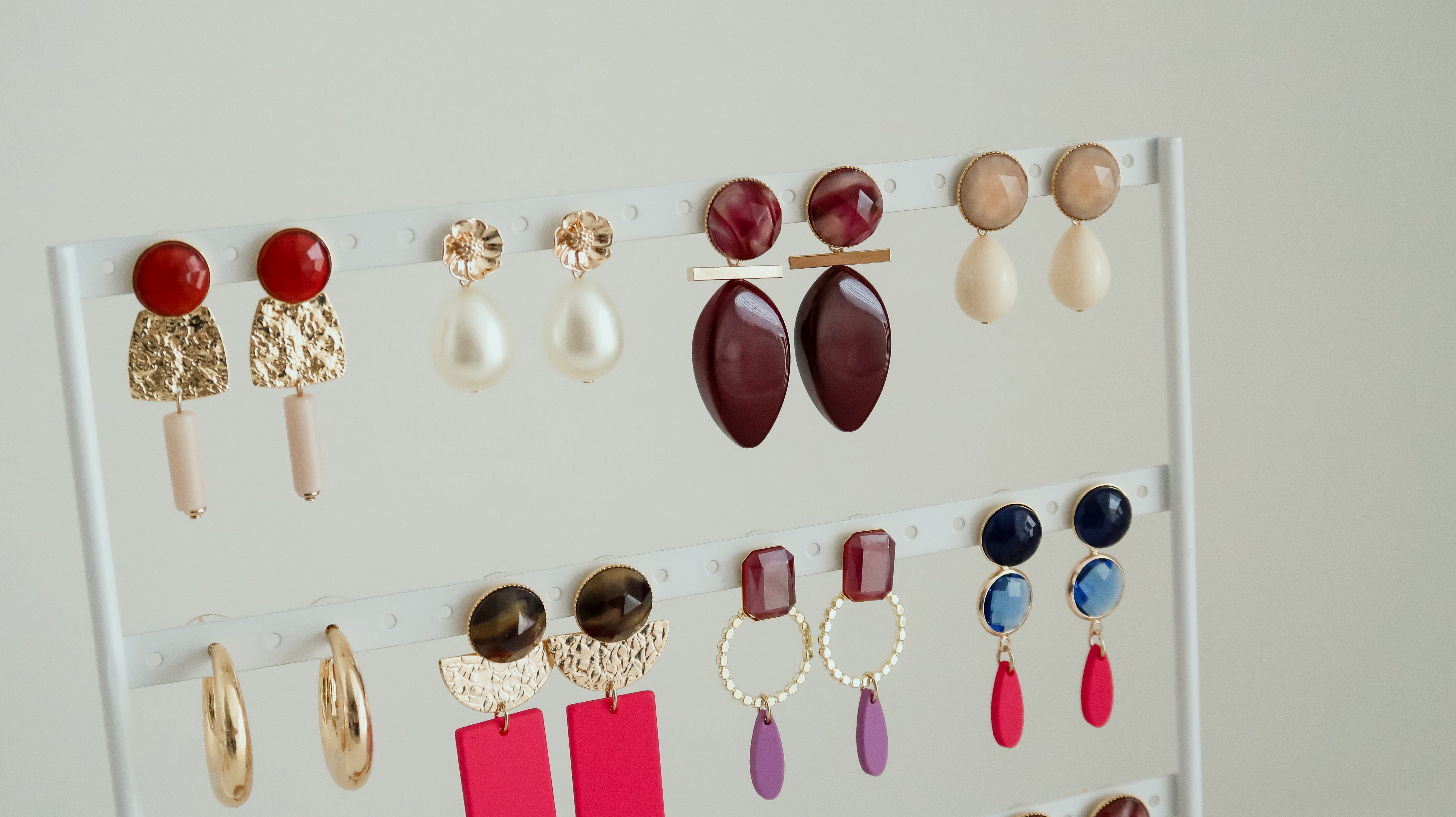 Rack for earrings