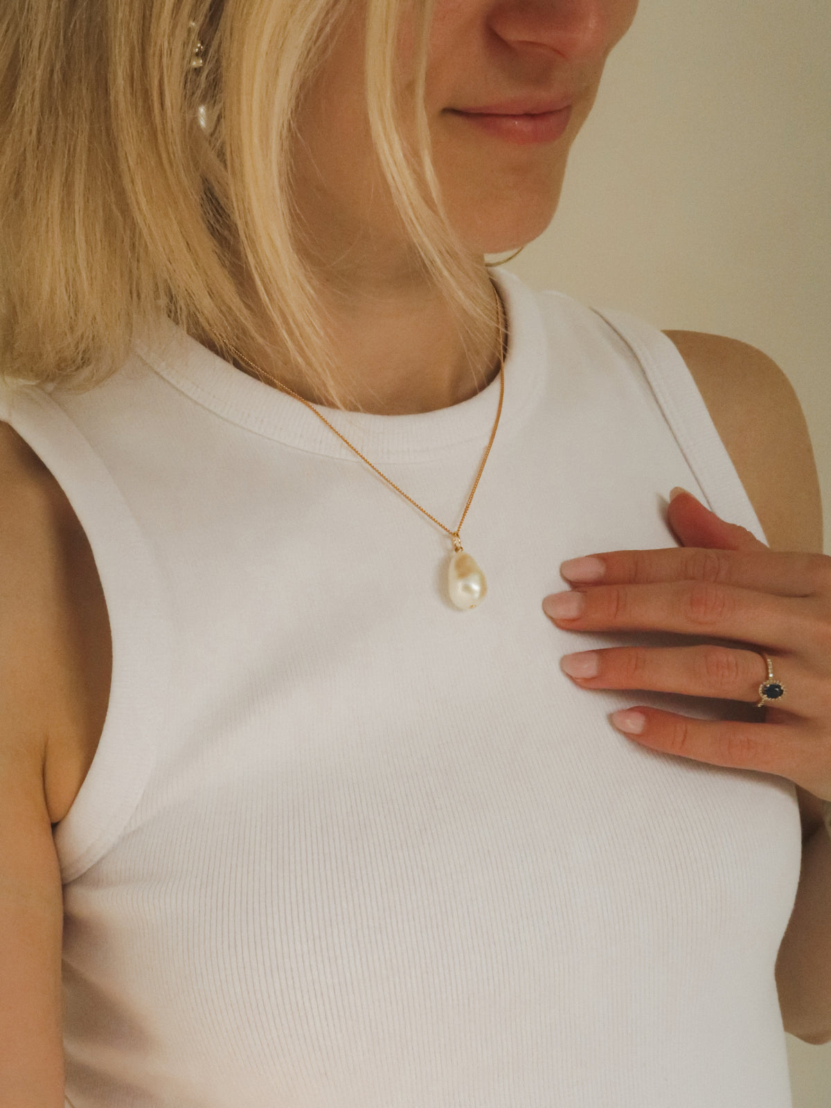 Barok pearl charm