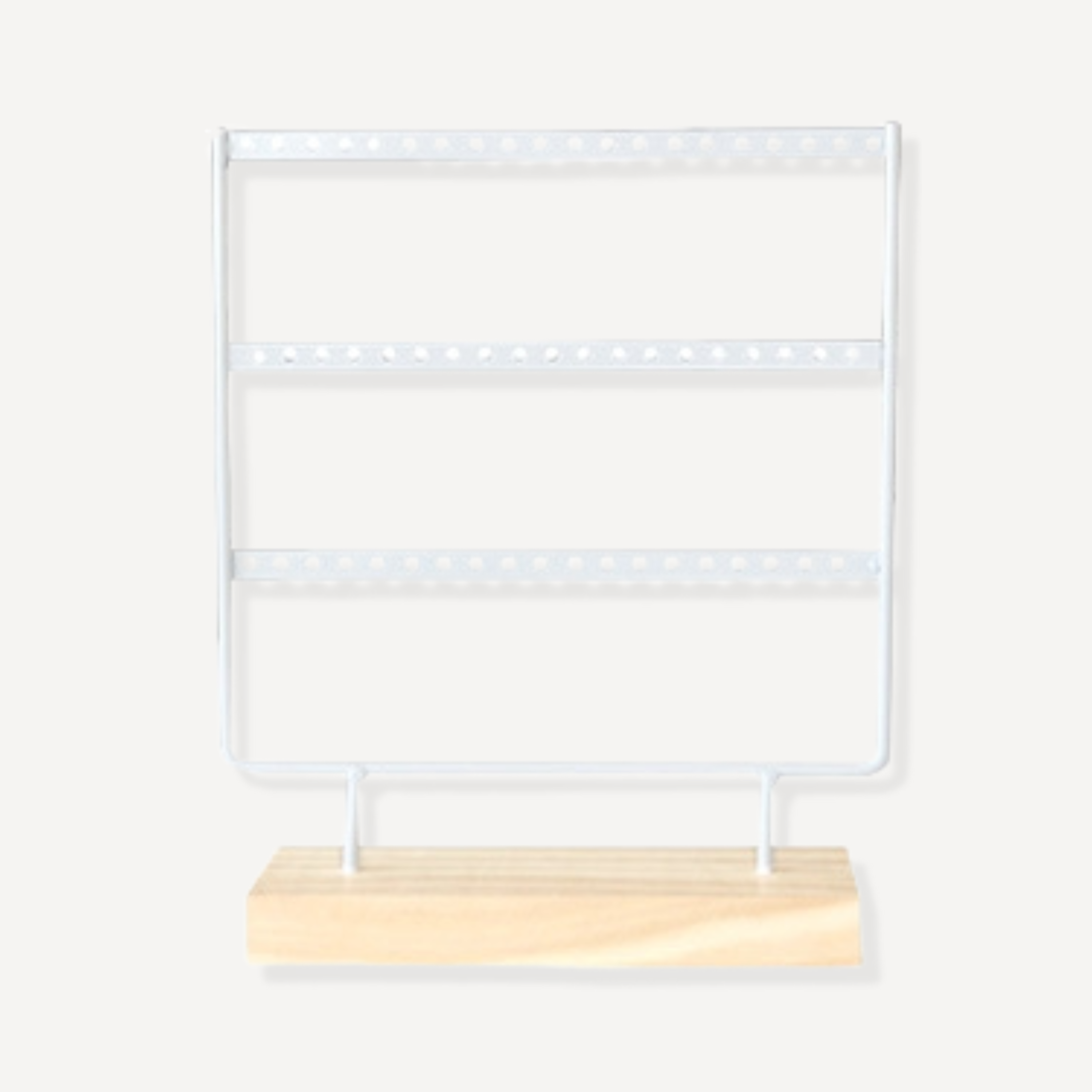 Free earring rack from €175