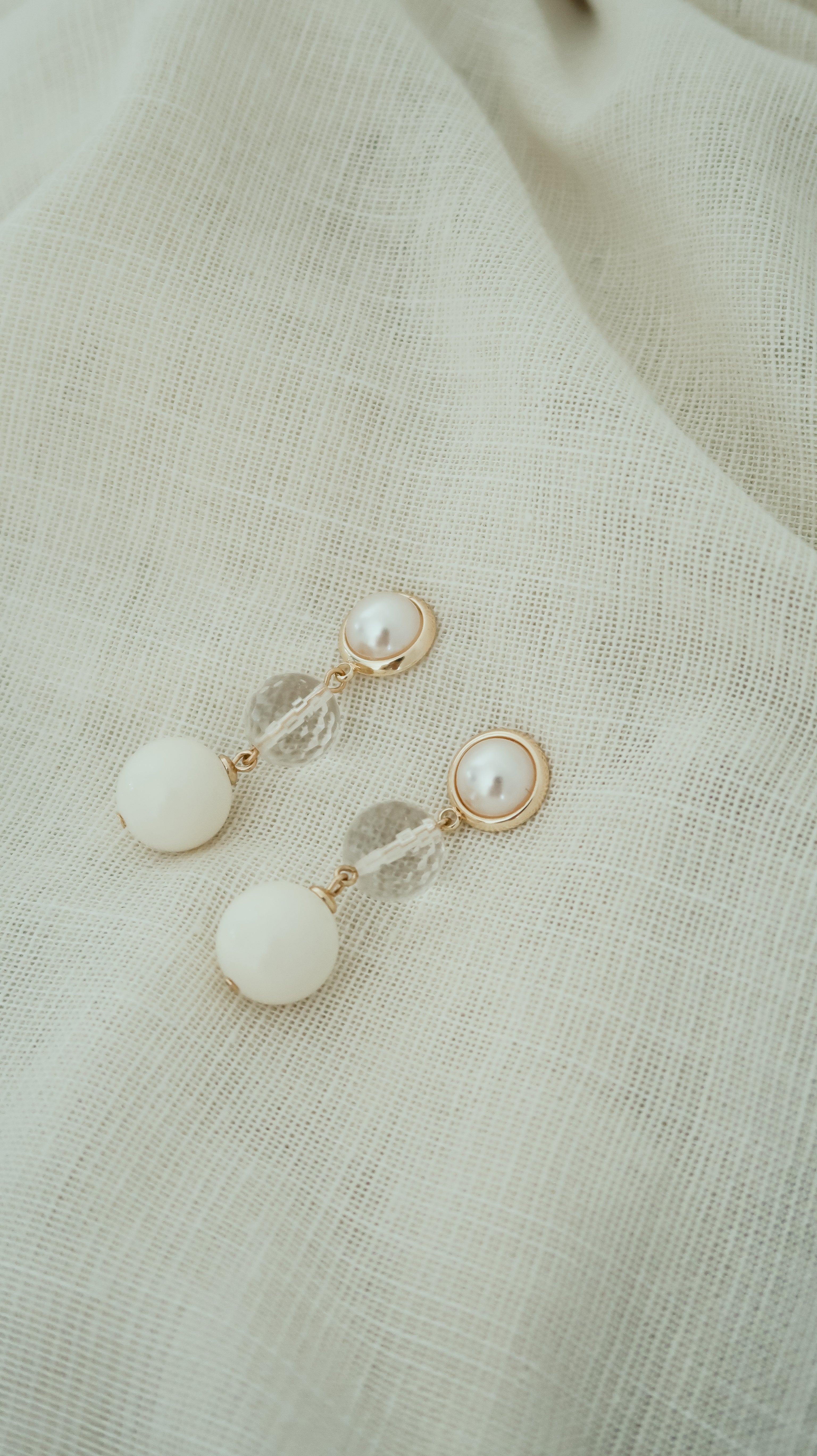 Neutral 01