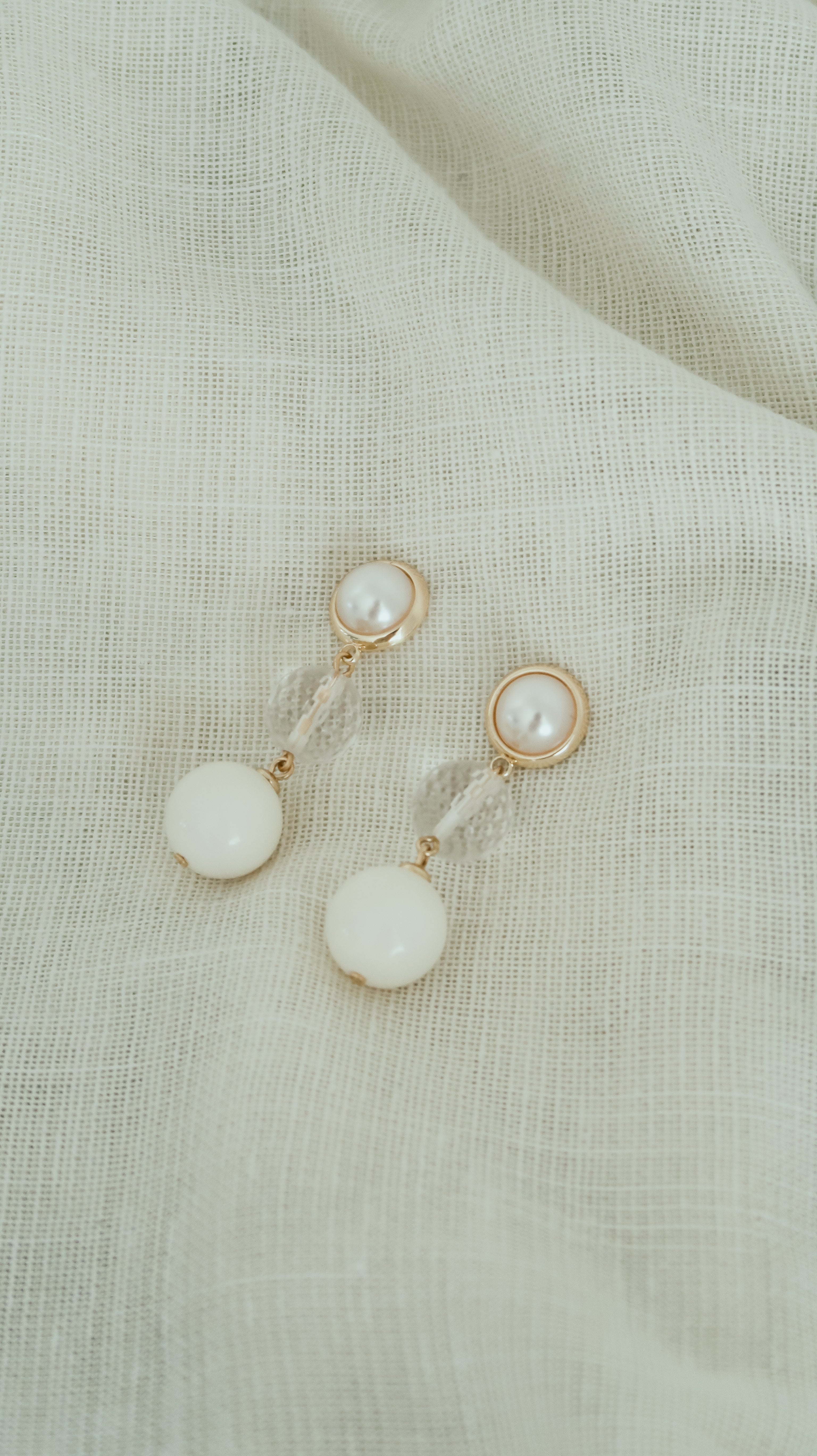 Neutral 01