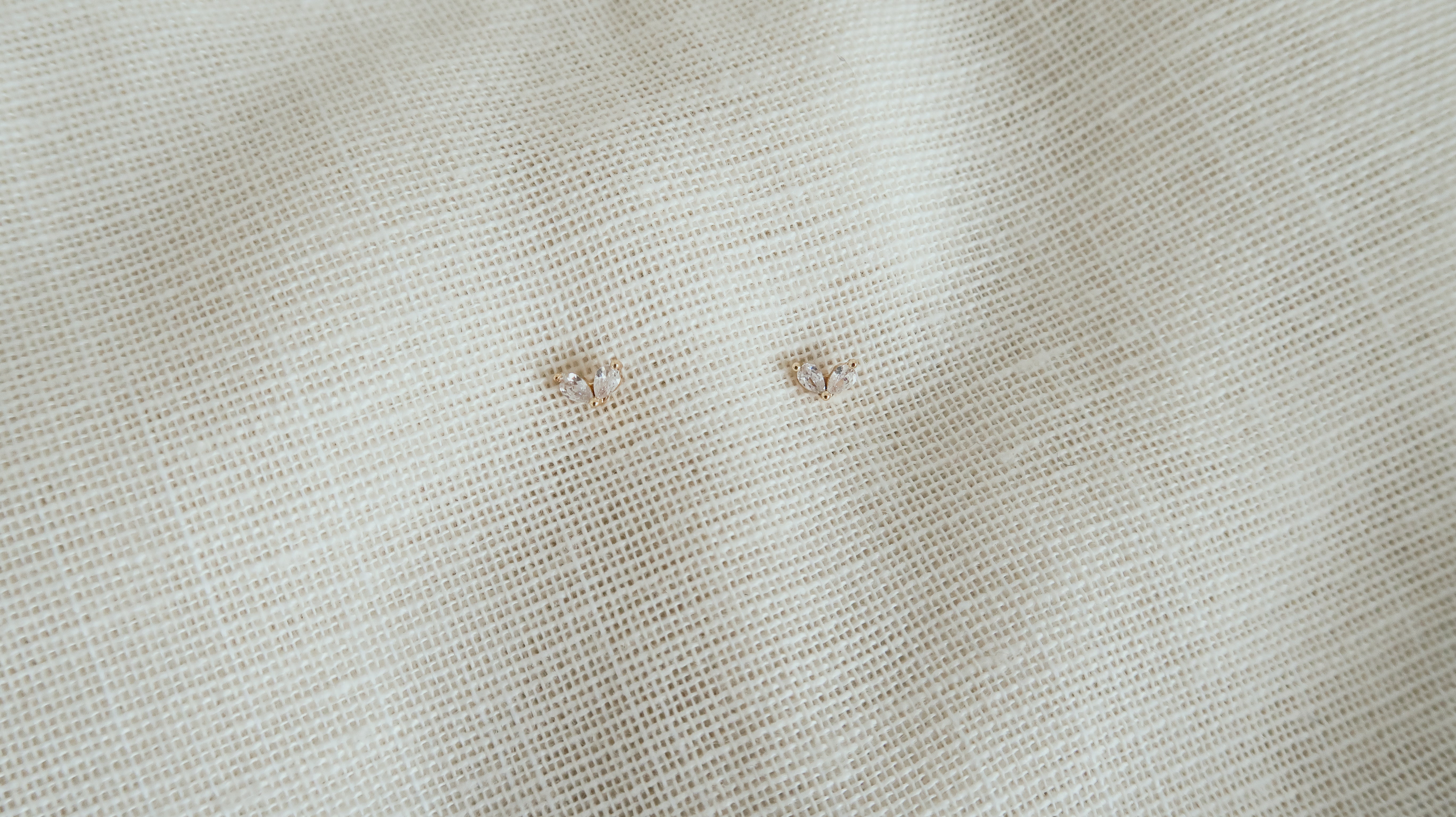 mini rhinestone leaves