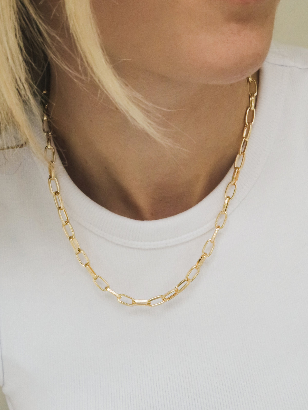 Textured link halsketting