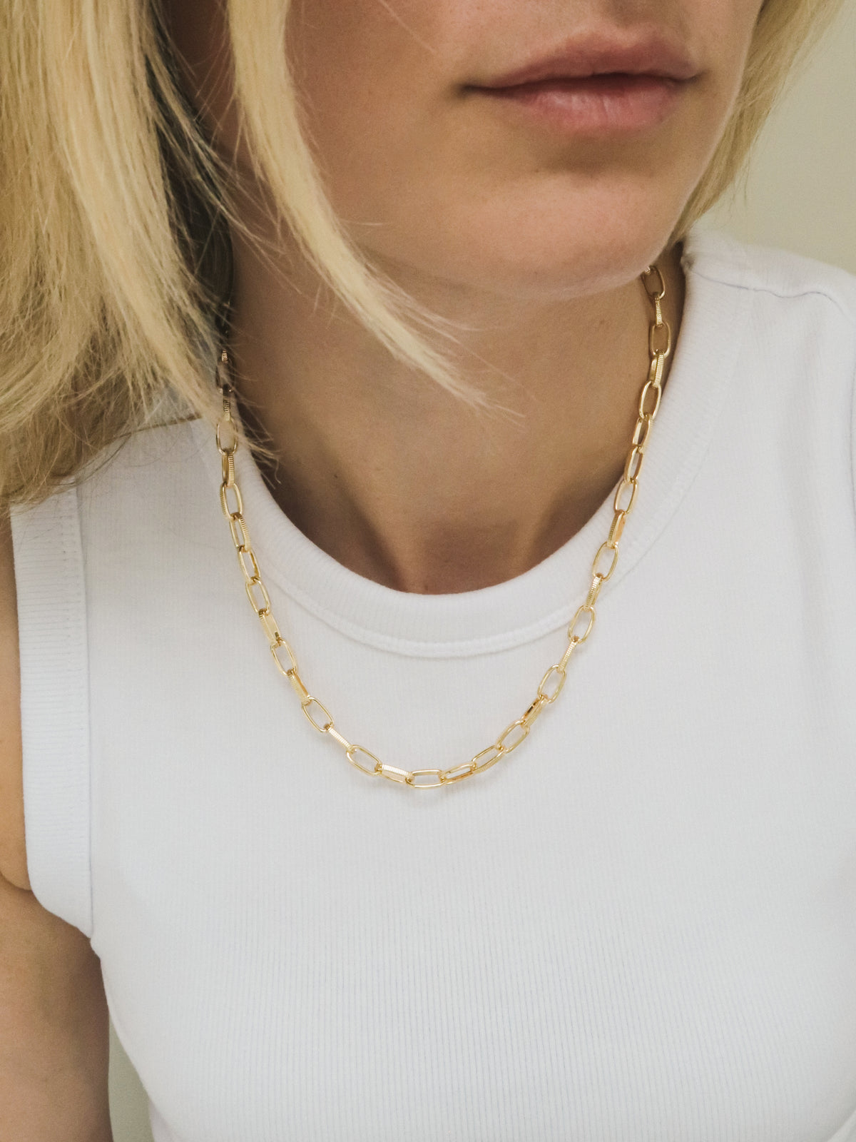 Textured link halsketting