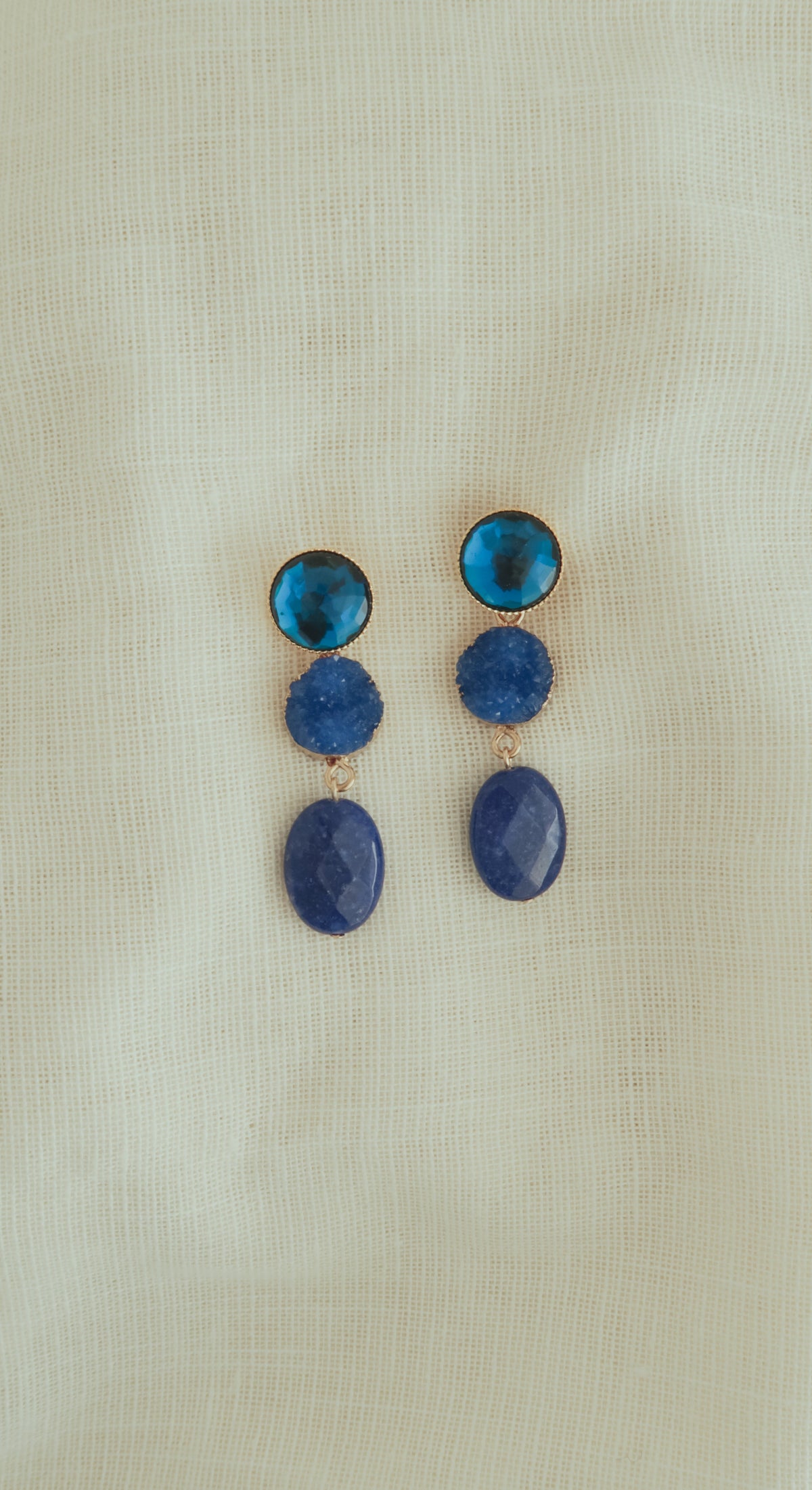 Cleo blue