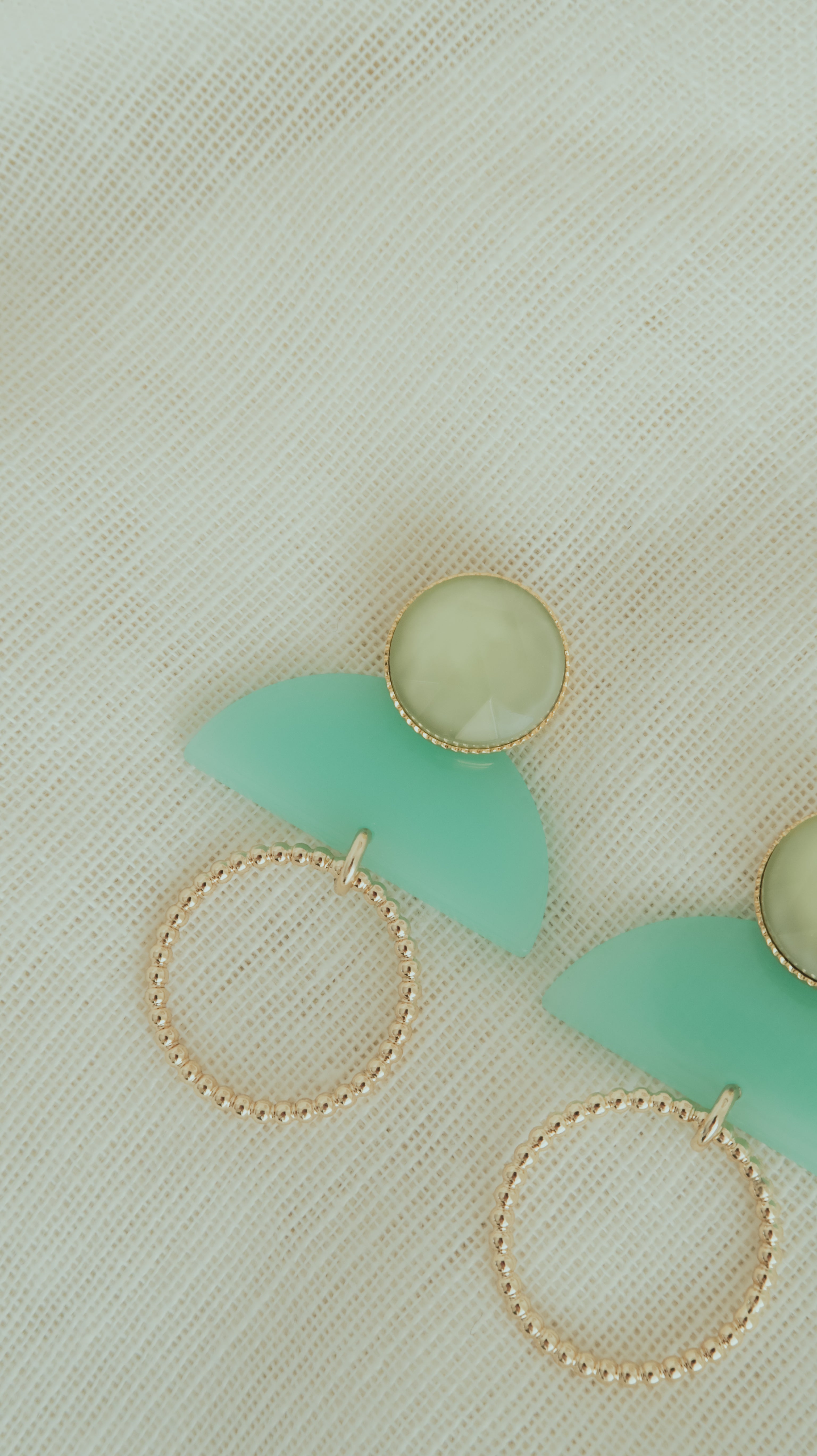Iris mint