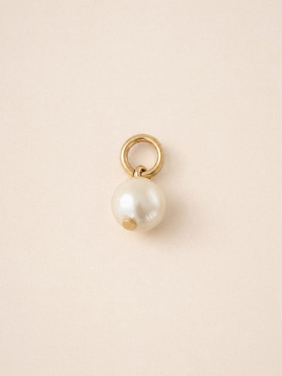 Small pearl charm